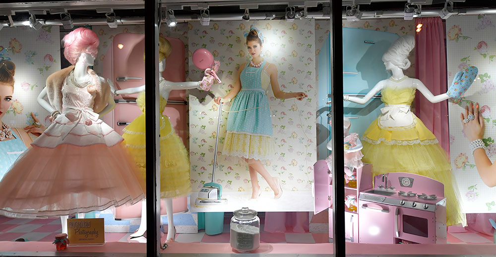 female mannequins in pastel dresses