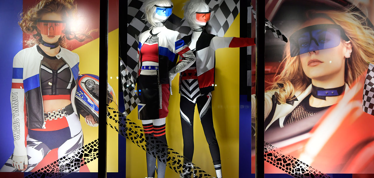 female mannequins dressed on race gear