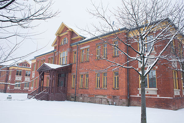 Humber Lakeshore campus in the winter