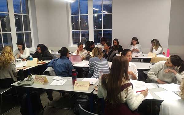 PR and Fashion Students at Fashion PR Seminar